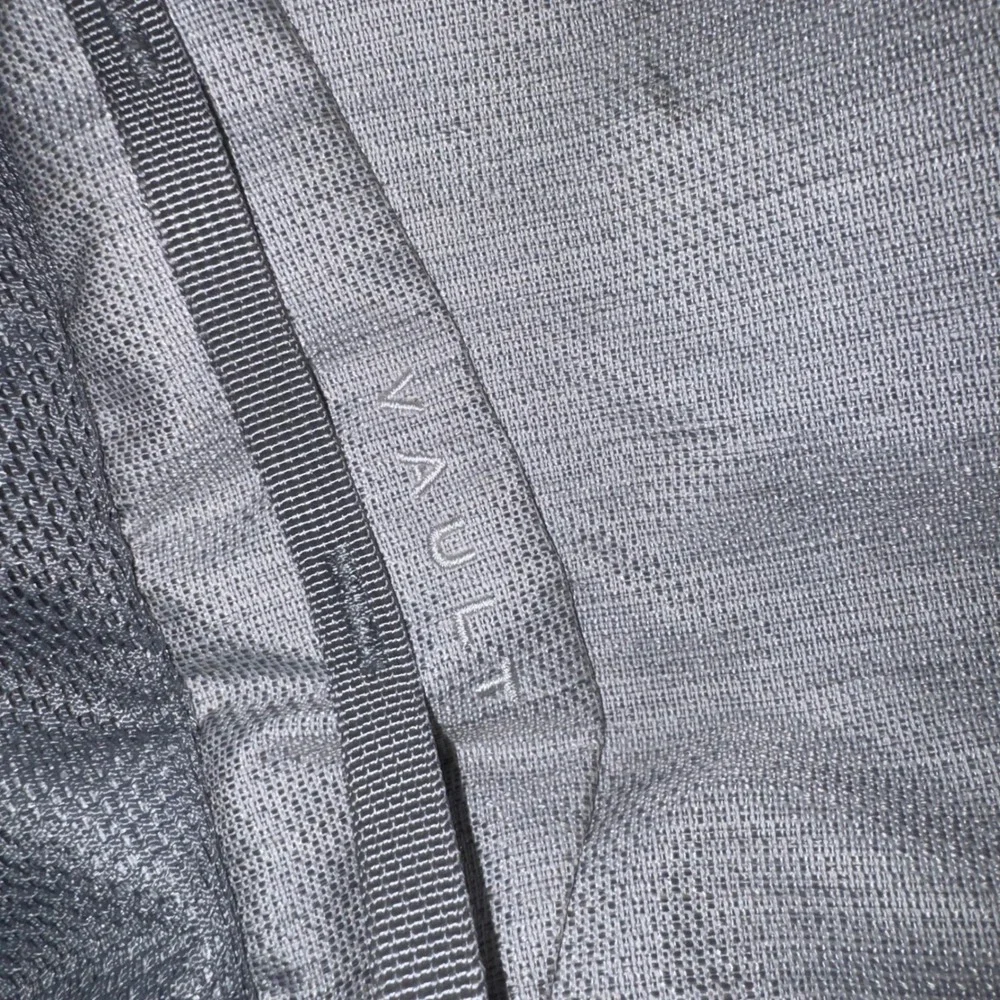 The North Face Vault Backpack Gray FlexVent Laptop School Hiking Daypack